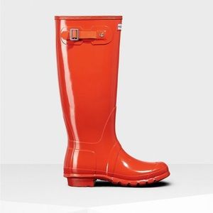 Hunter Women’s Original Tall Gloss Rain Boots Coral Size 7.5